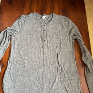 LL Bean Signature Gray Henley Shirt Size Large
